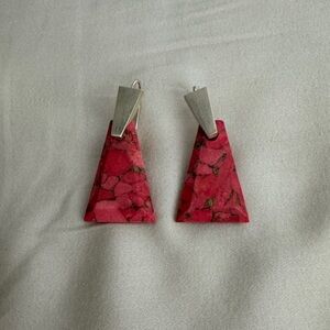 Kendra Scott Pink and Gold Triangle Earrings